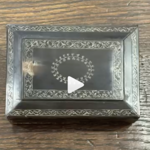 Pleasant early 19th century Regency period, fine inlaid horn trinket box.